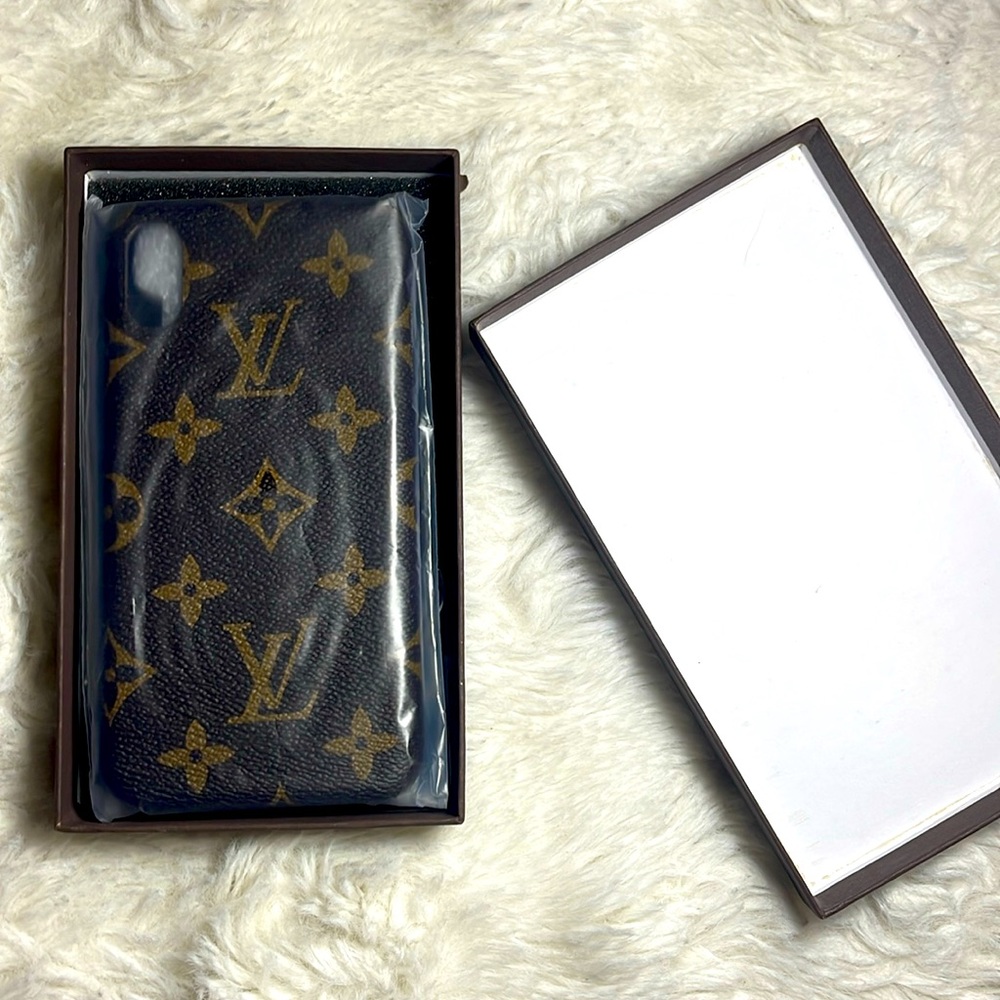 LOUIS VUITTON IPHONE XS PHONE CASE🤎